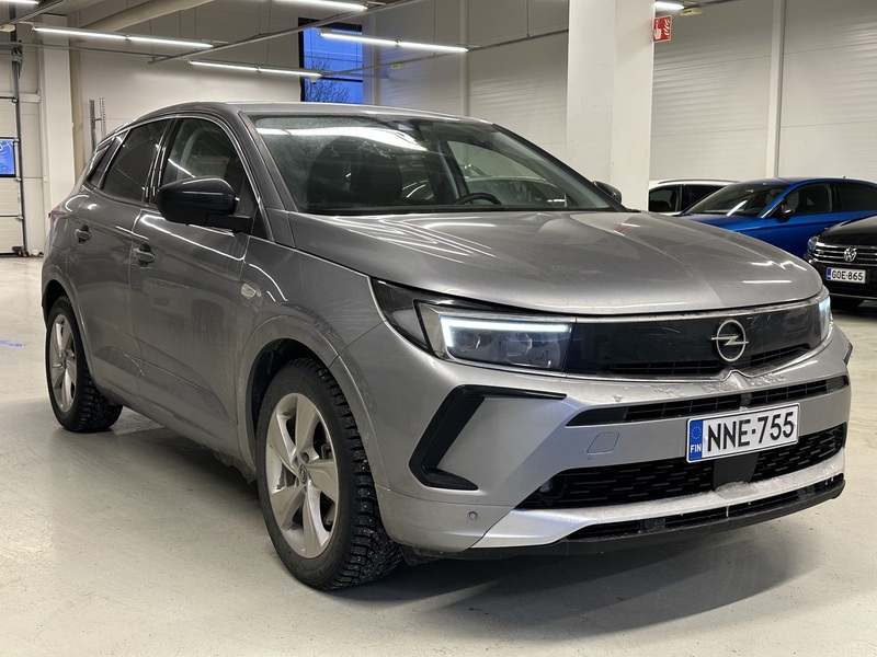 Opel Grandland vaihtoauto