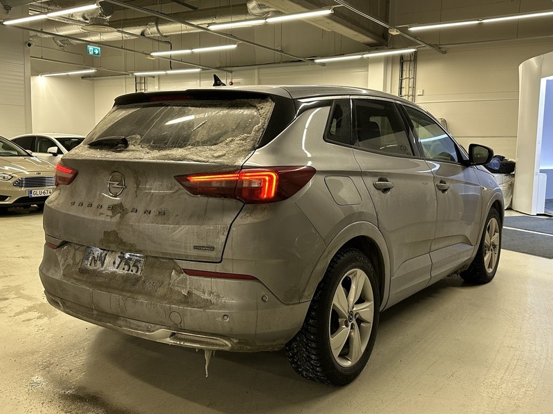 Opel Grandland vaihtoauto