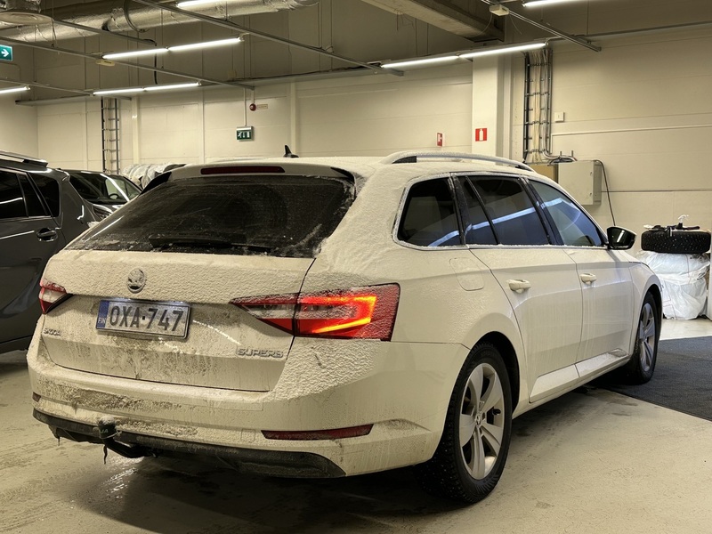 Skoda Superb vaihtoauto