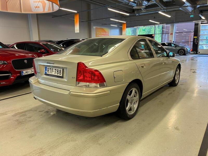 Volvo S60 vaihtoauto