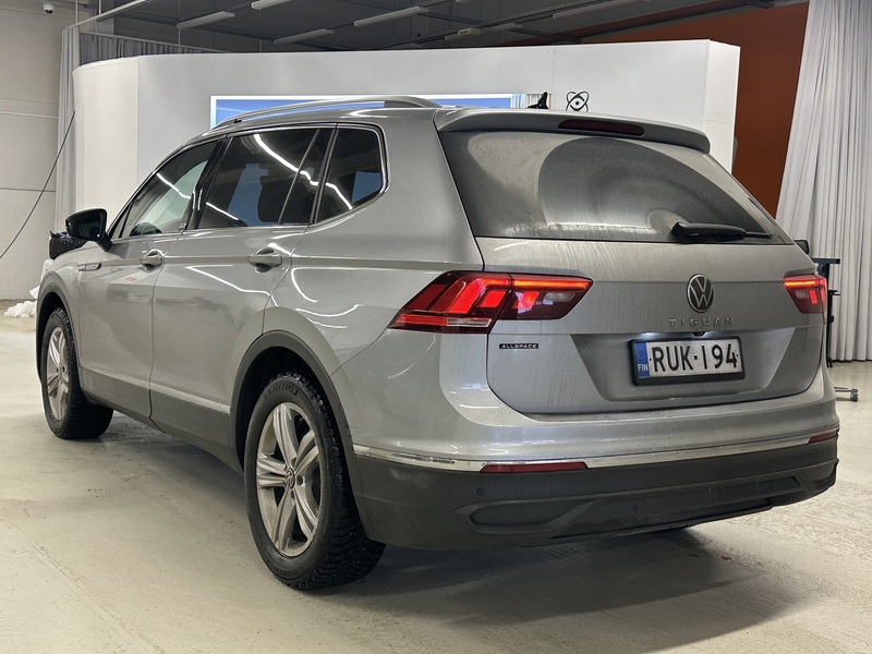 Volkswagen Tiguan Allspace vaihtoauto