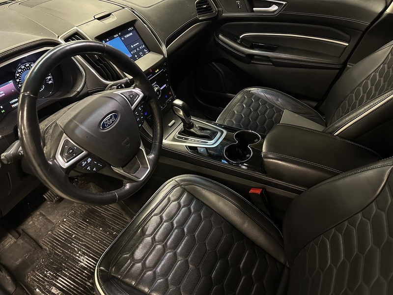 Ford Edge vaihtoauto