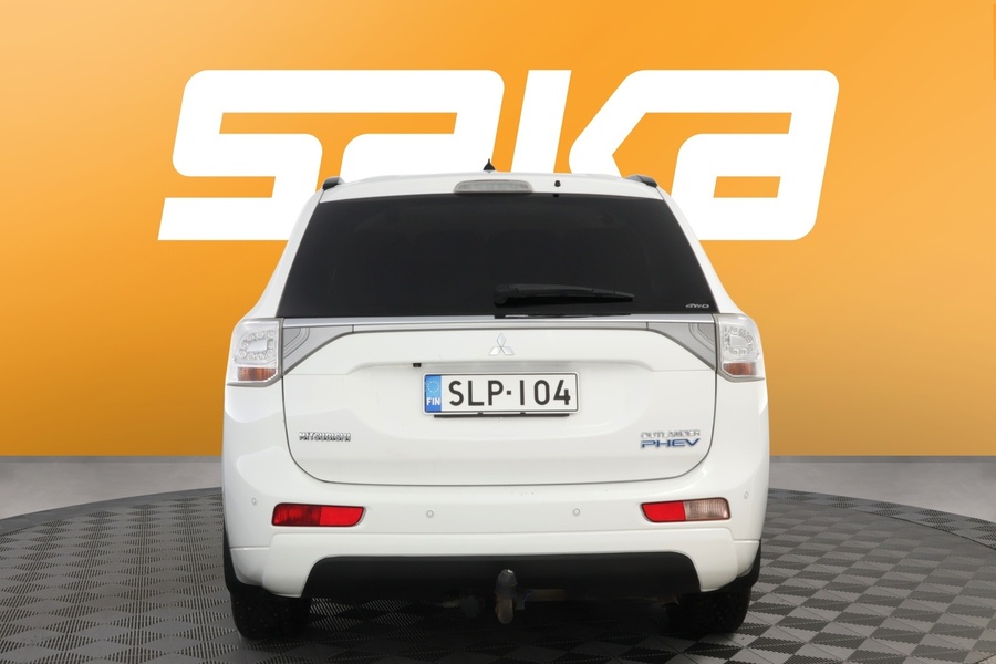 Mitsubishi Outlander PHEV vaihtoauto