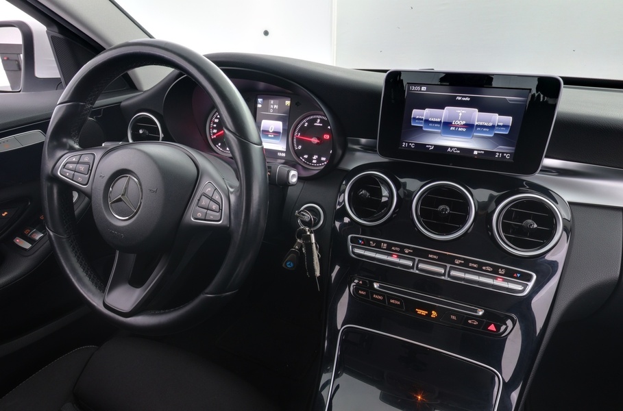 Mercedes-Benz C vaihtoauto