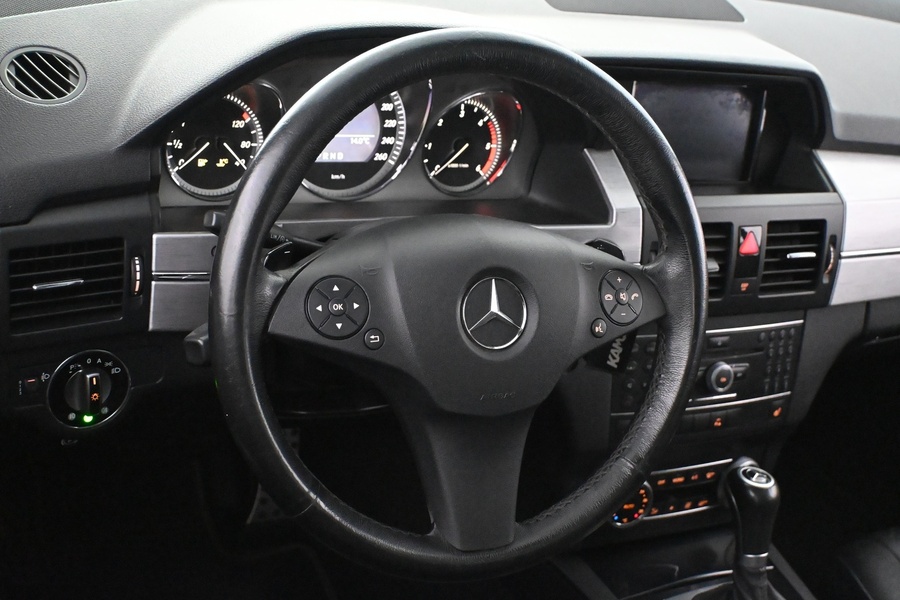 Mercedes-Benz GLK vaihtoauto