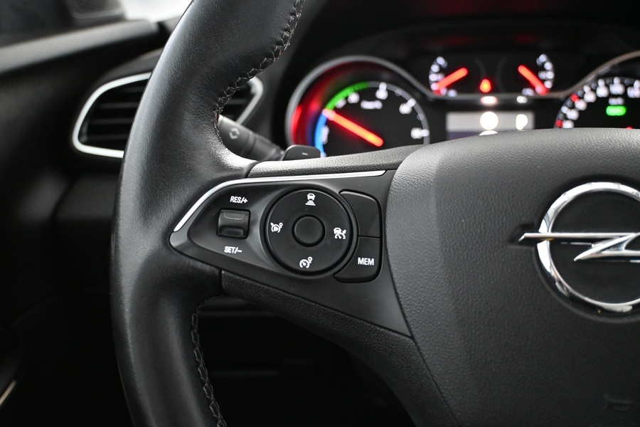 Opel Grandland X vaihtoauto