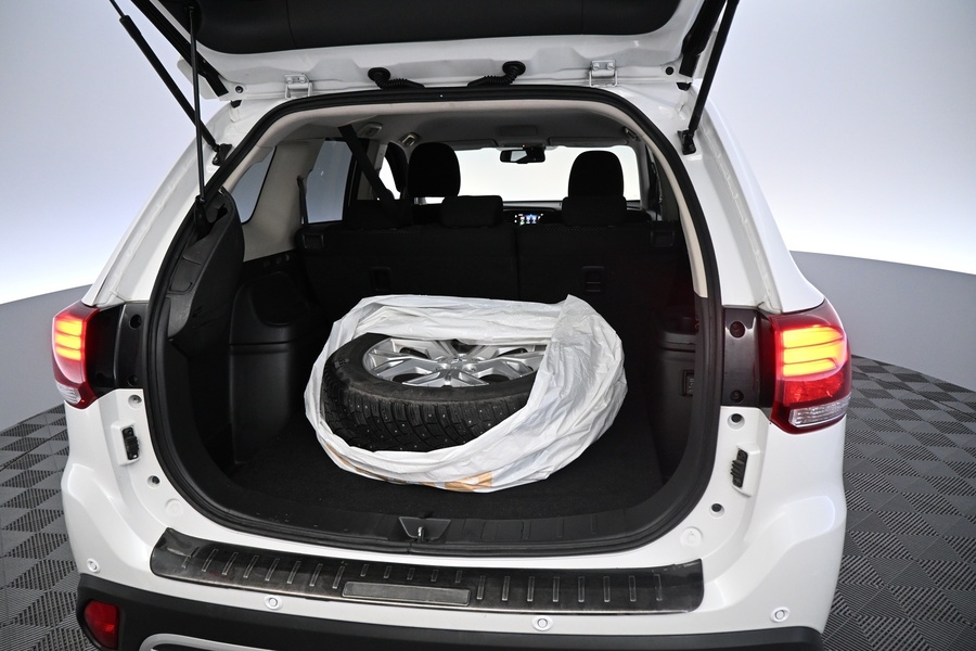 Mitsubishi Outlander vaihtoauto