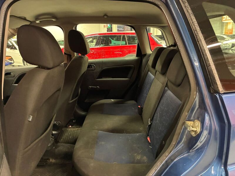 Ford Fiesta vaihtoauto