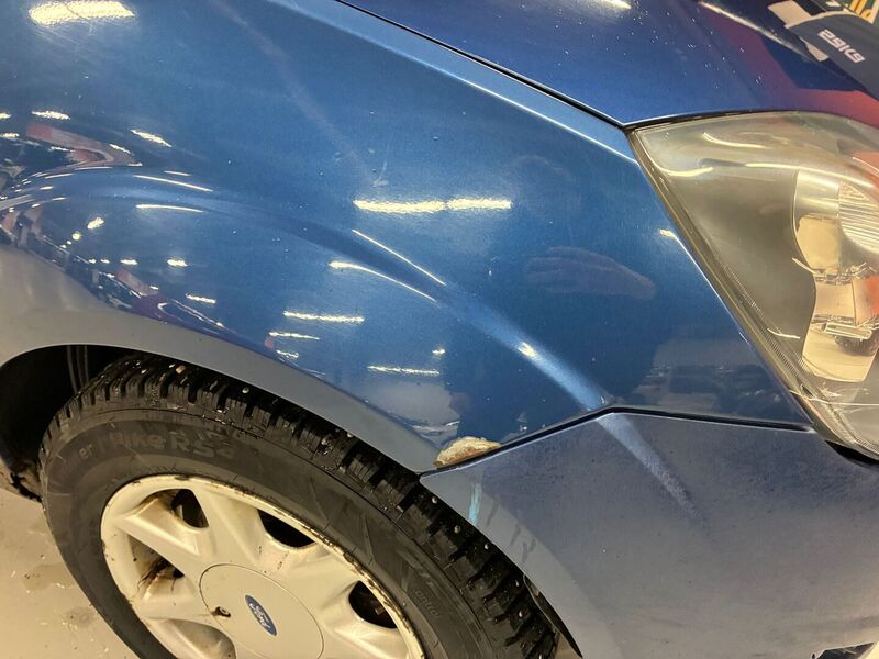 Ford Fiesta vaihtoauto