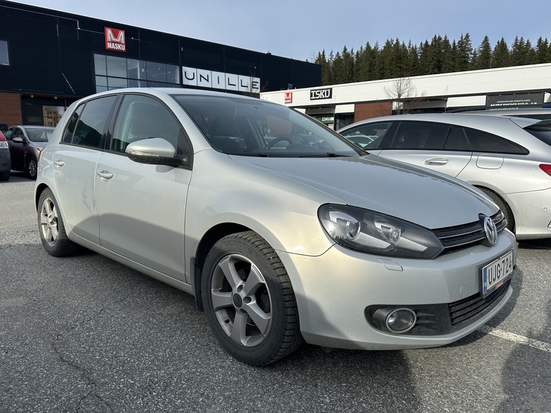 Volkswagen Golf vaihtoauto