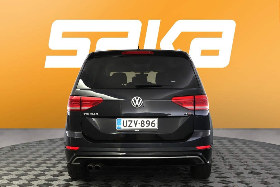 Volkswagen Touran vaihtoauto
