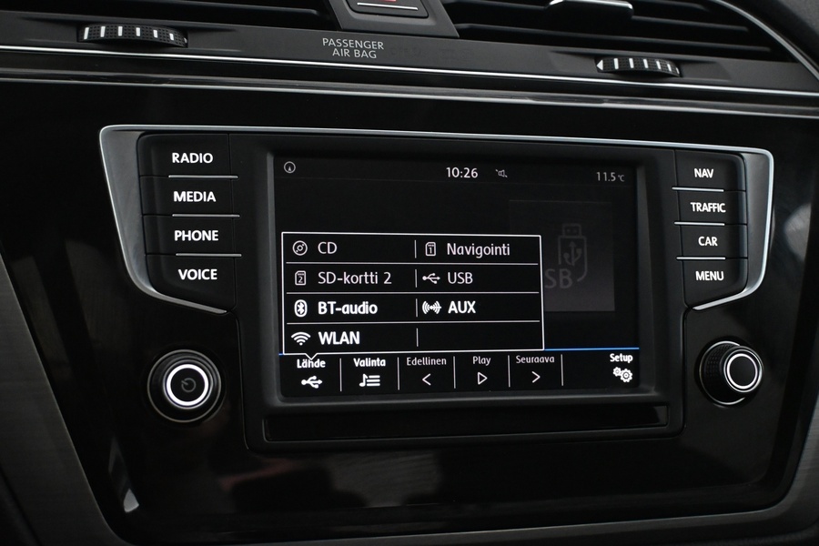 Volkswagen Touran vaihtoauto