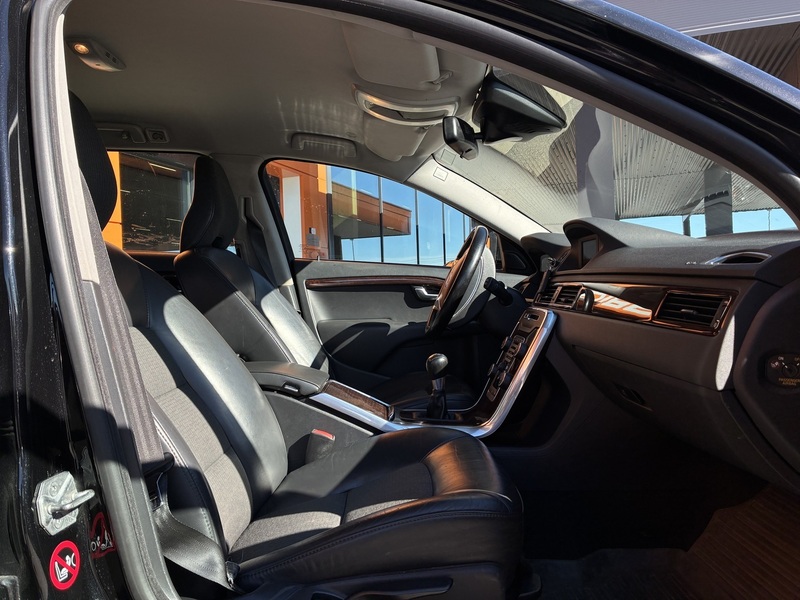 Volvo V70 vaihtoauto