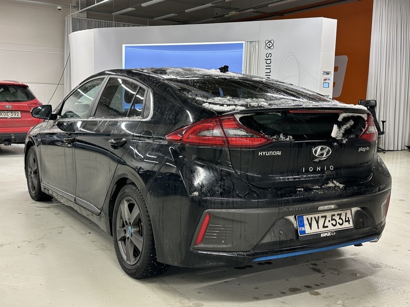 Hyundai IONIQ plug-in vaihtoauto
