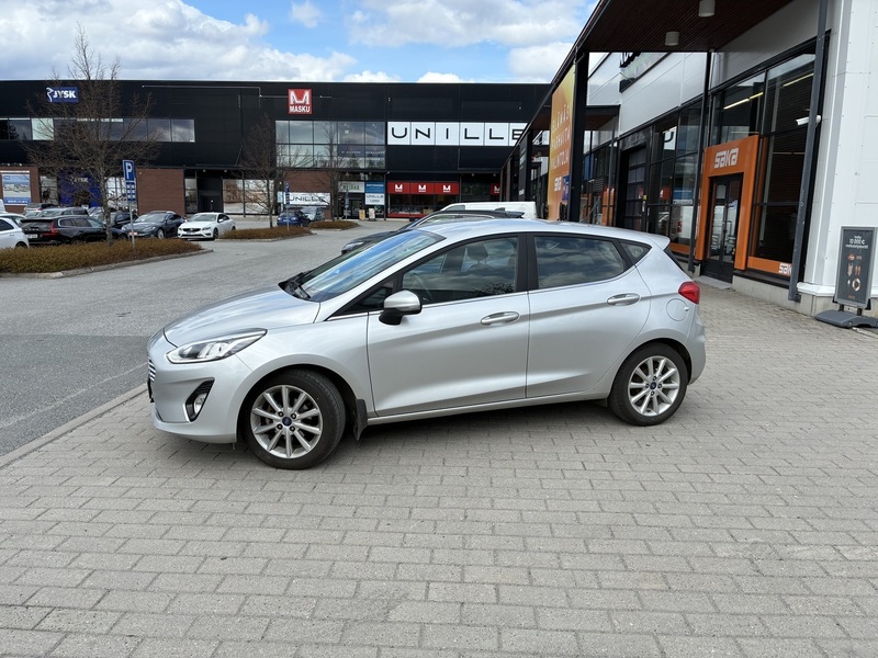 Ford Fiesta vaihtoauto