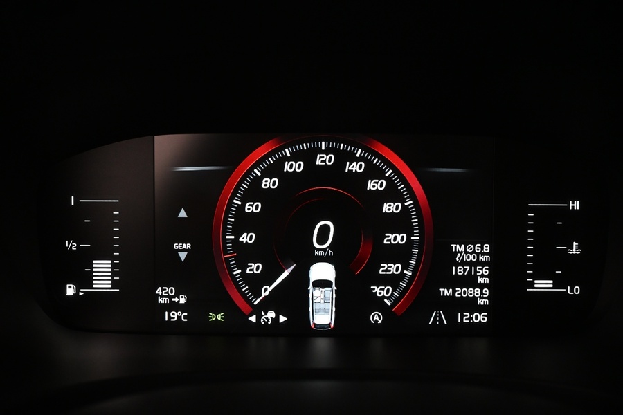 Volvo V90 Cross Country vaihtoauto