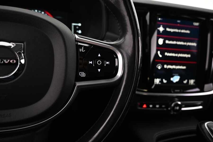 Volvo V90 Cross Country vaihtoauto