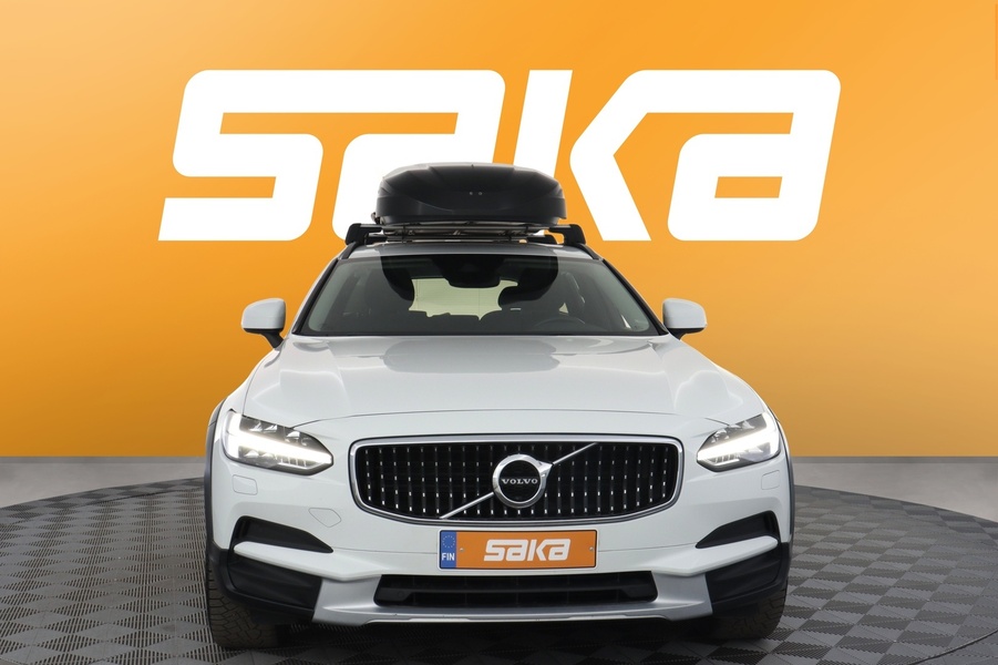 Volvo V90 Cross Country vaihtoauto