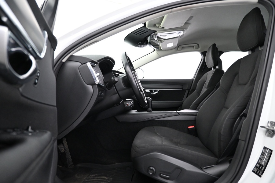 Volvo V90 Cross Country vaihtoauto