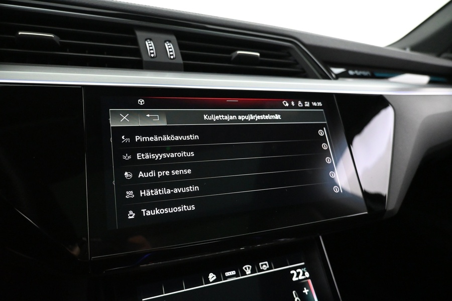 Audi e-tron vaihtoauto