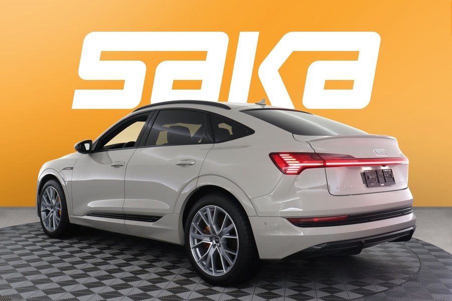 Audi e-tron vaihtoauto