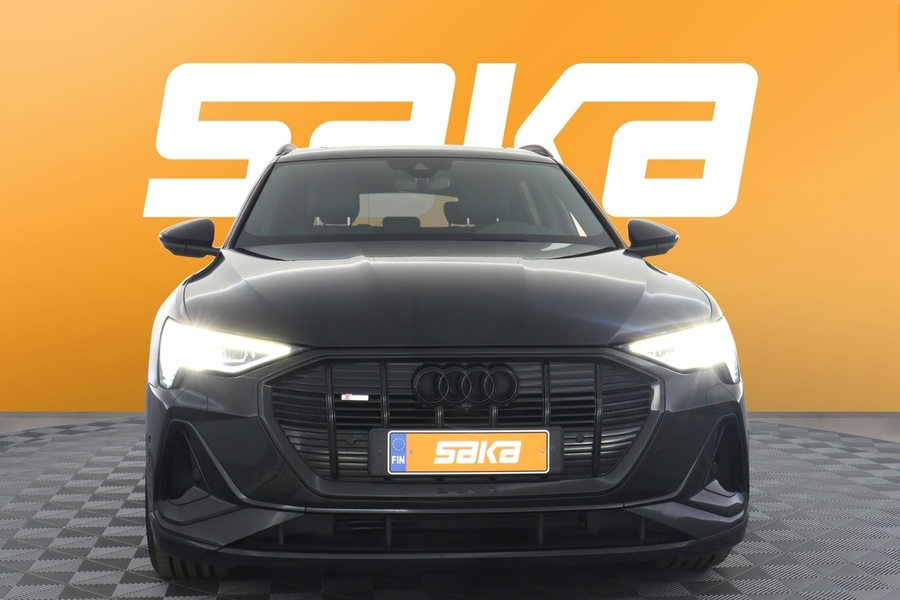 Audi e-tron vaihtoauto