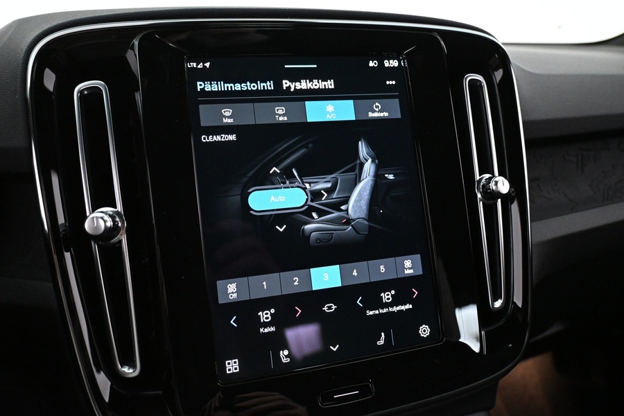 Volvo XC40 vaihtoauto
