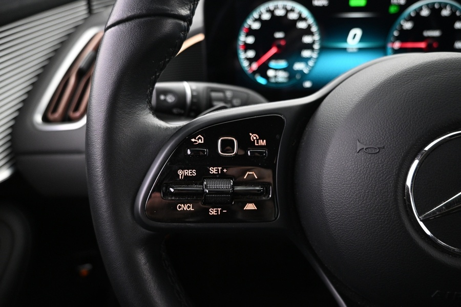 Mercedes-Benz EQC vaihtoauto