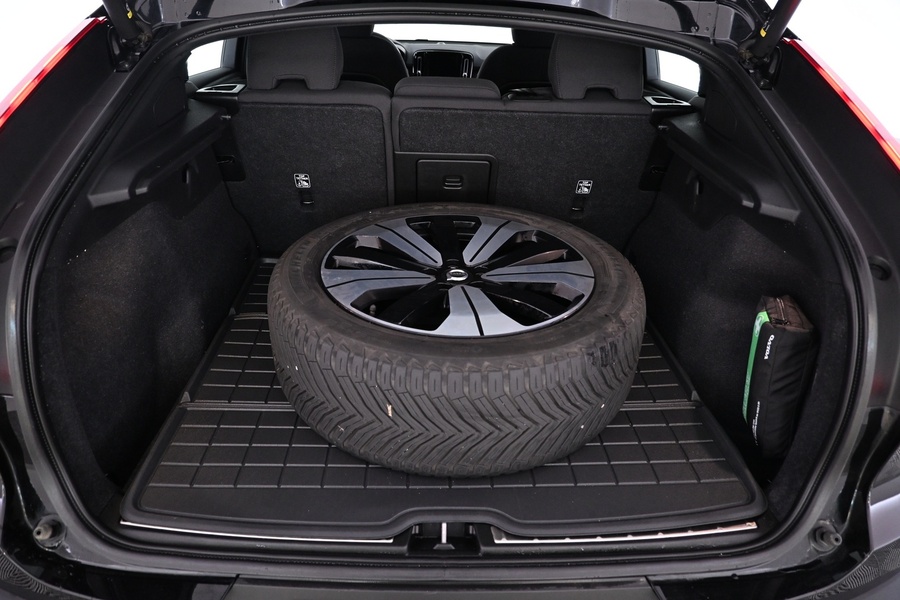 Volvo C40 vaihtoauto