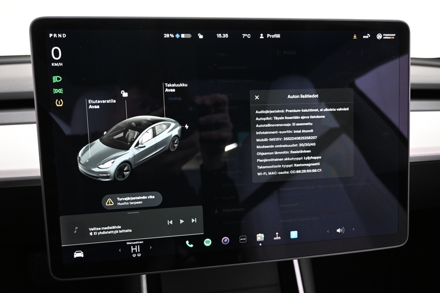 Tesla Model 3 vaihtoauto