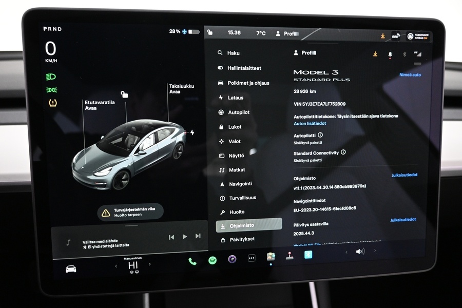 Tesla Model 3 vaihtoauto