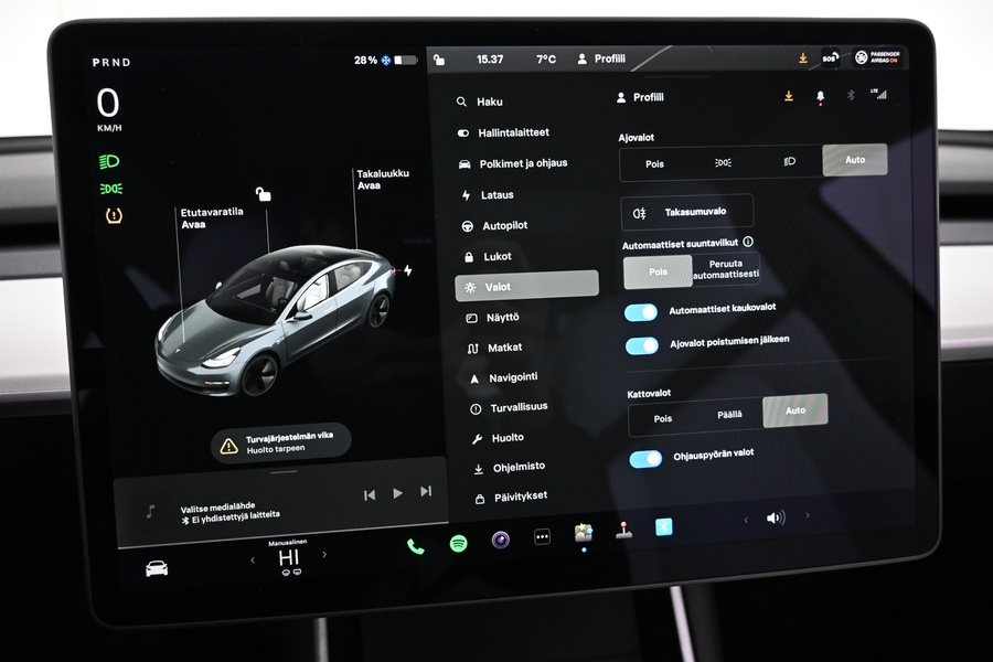 Tesla Model 3 vaihtoauto
