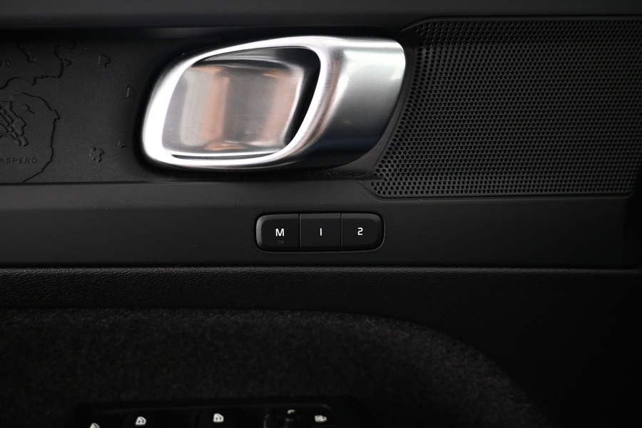 Volvo EX40 vaihtoauto