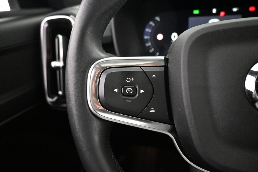 Volvo EX40 vaihtoauto