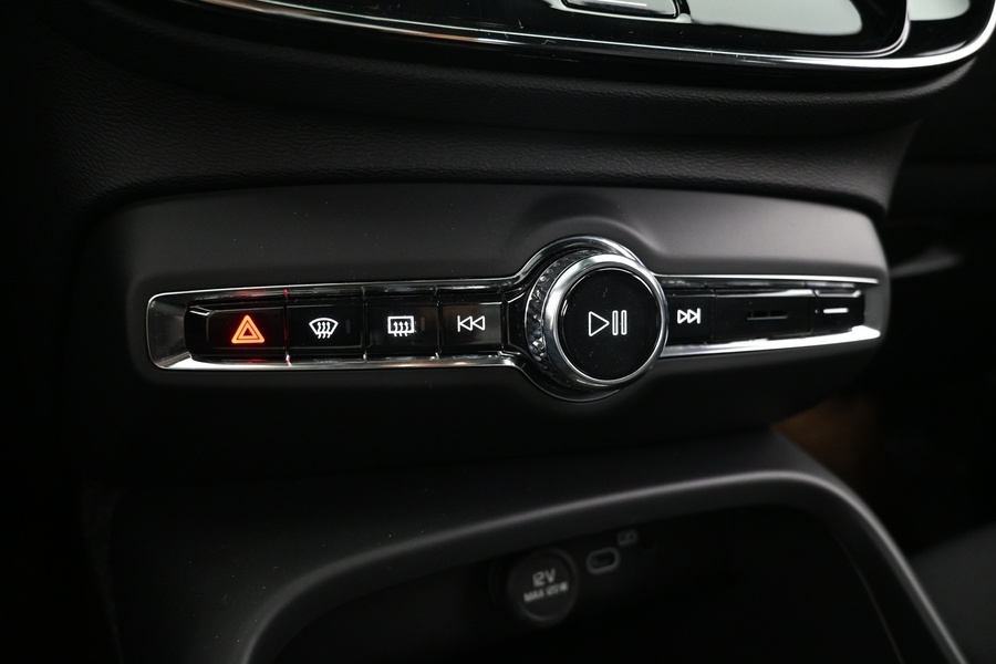 Volvo EX40 vaihtoauto