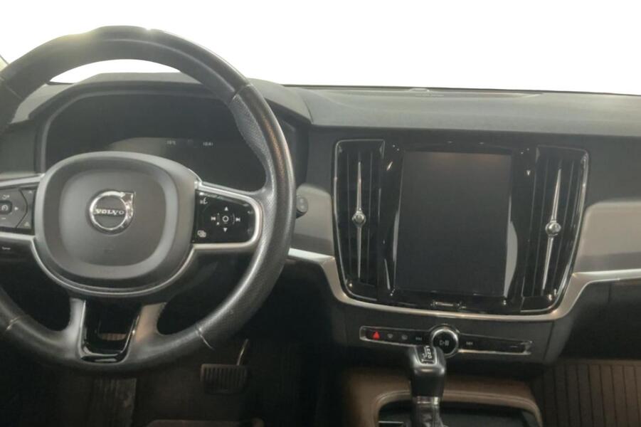 Volvo V90 Cross Country vaihtoauto