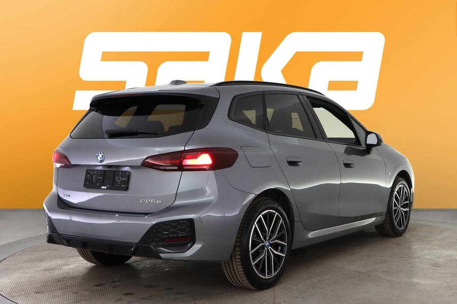 BMW 225 vaihtoauto