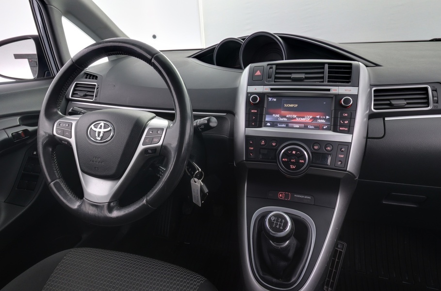 Toyota Verso vaihtoauto