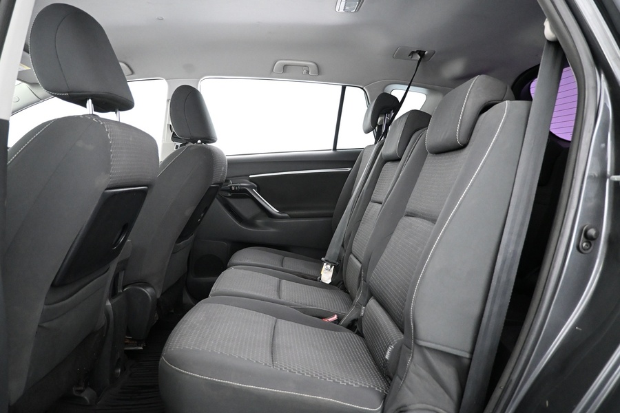 Toyota Verso vaihtoauto