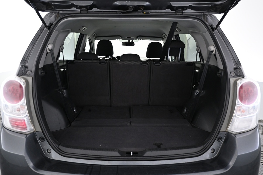 Toyota Verso vaihtoauto