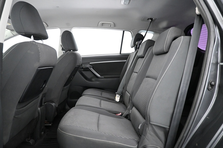 Toyota Verso vaihtoauto