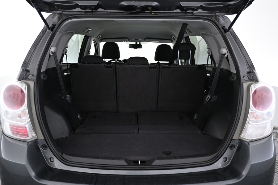 Toyota Verso vaihtoauto