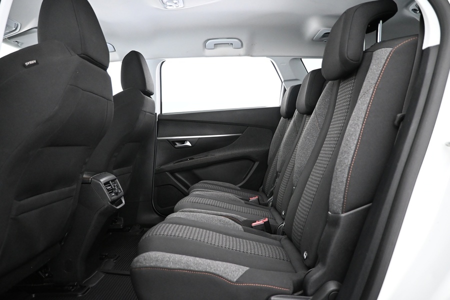 Peugeot 5008 vaihtoauto