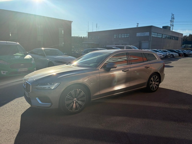 Volvo V60 vaihtoauto