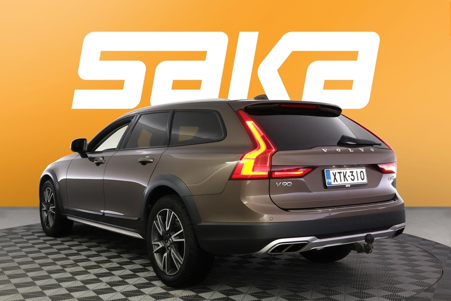 Volvo V90 Cross Country vaihtoauto