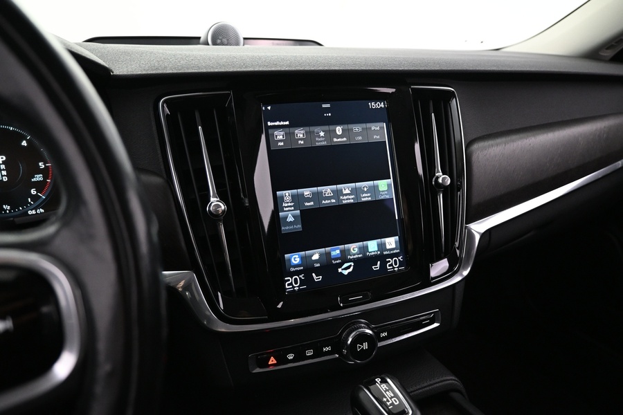 Volvo V90 Cross Country vaihtoauto