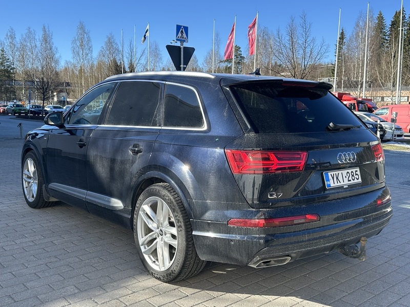 Audi Q7 vaihtoauto