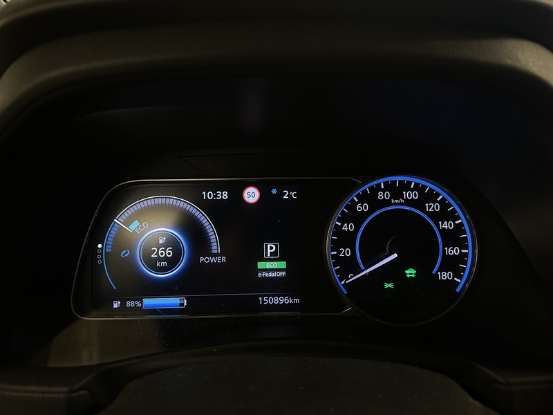 Nissan Leaf vaihtoauto