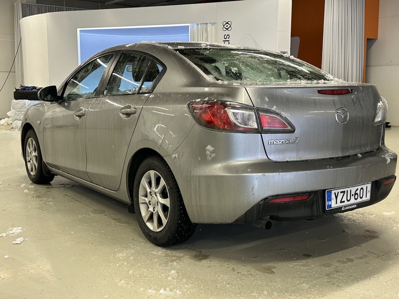 Mazda 3 vaihtoauto
