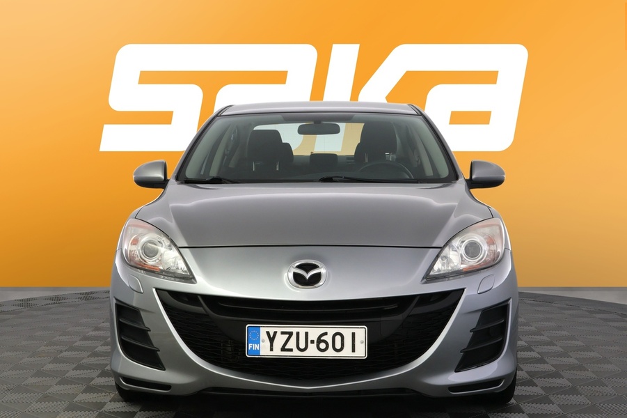 Mazda 3 vaihtoauto